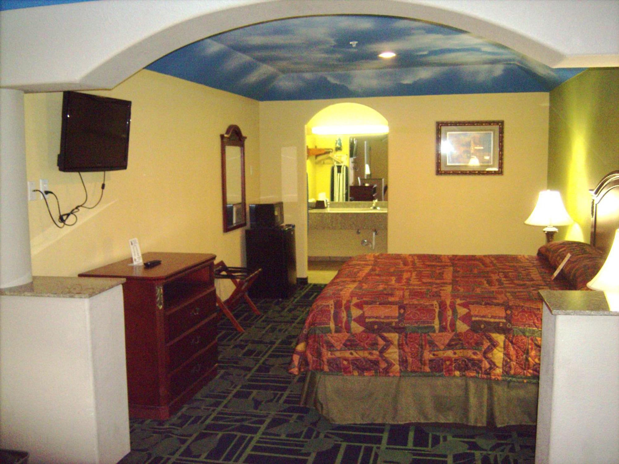Regency Inn Porter Exterior photo