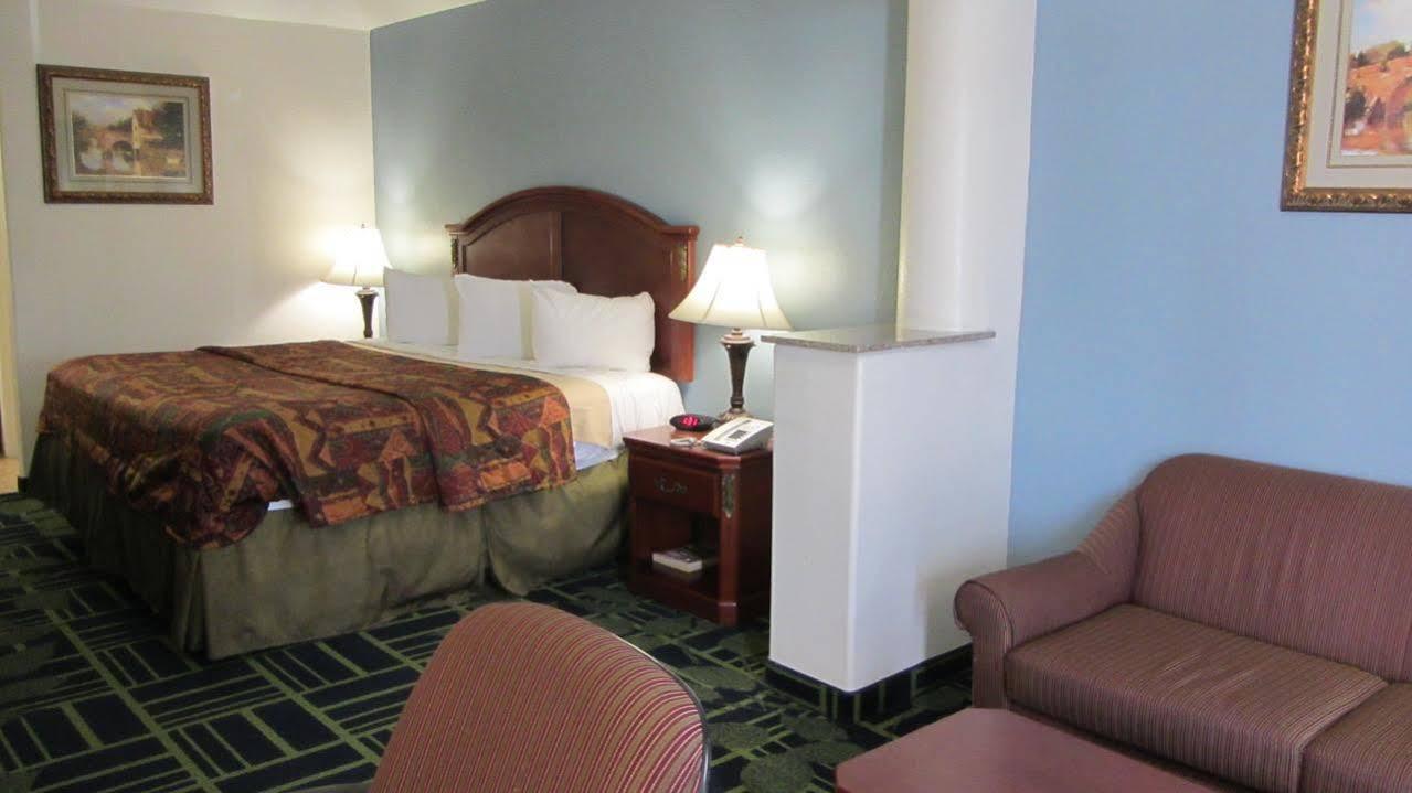 Regency Inn Porter Exterior photo