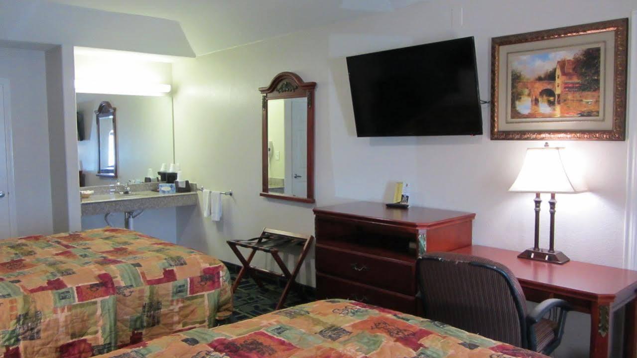 Regency Inn Porter Exterior photo